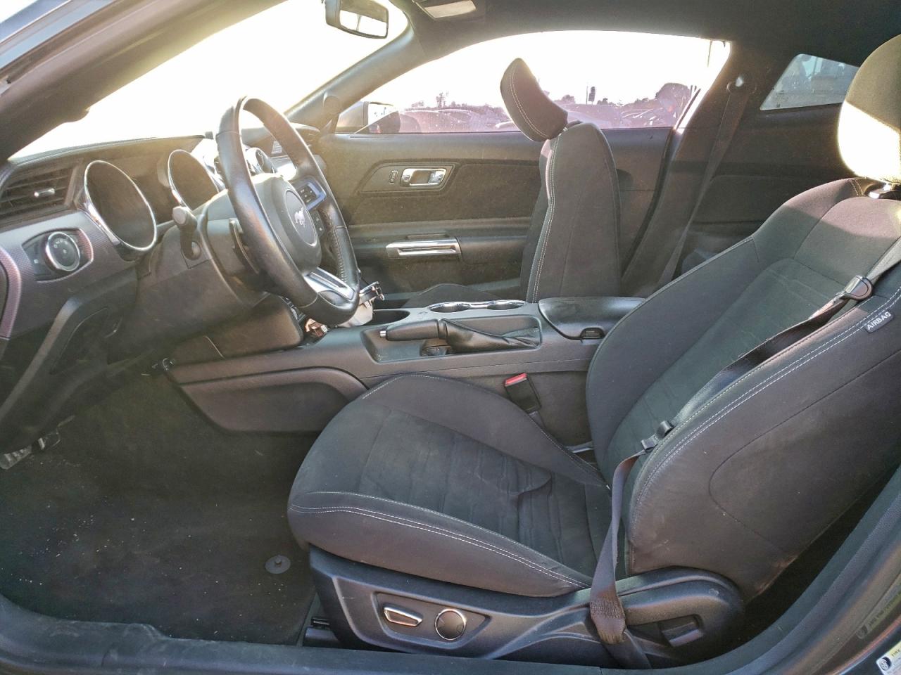 2015 FORD MUSTANG photo 7