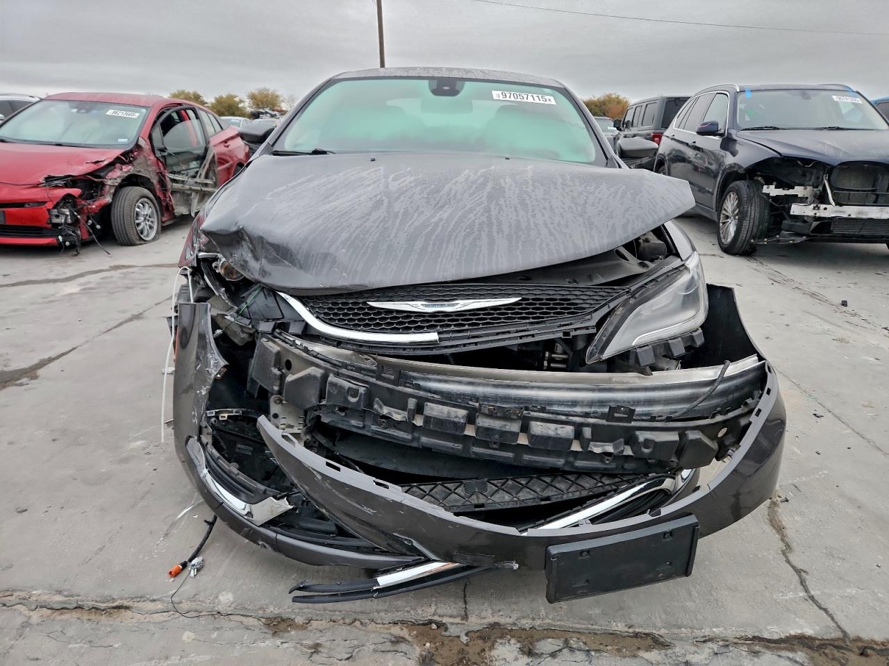 2016 CHRYSLER 200 LIMITED photo 5