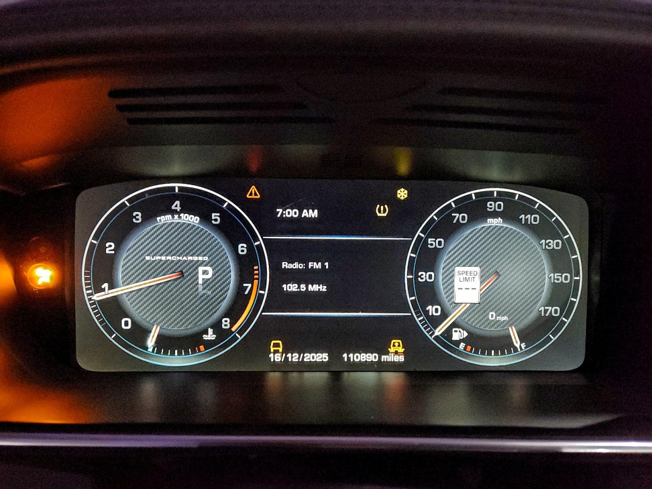 2016 LAND ROVER RANGE ROVER SUPERCHARGED photo 9
