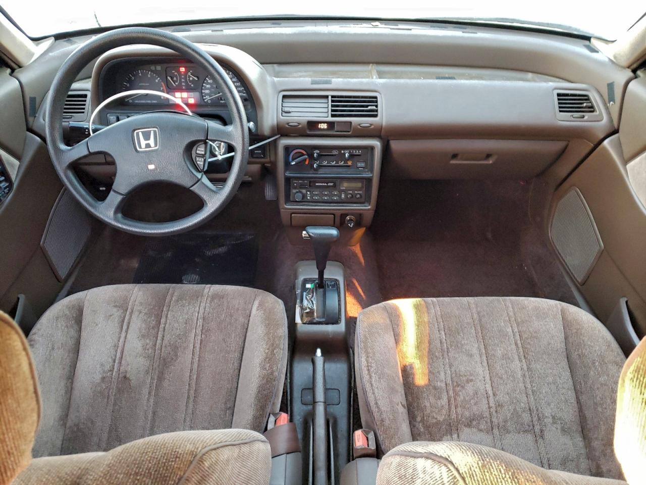 1990 HONDA CIVIC LX photo 8