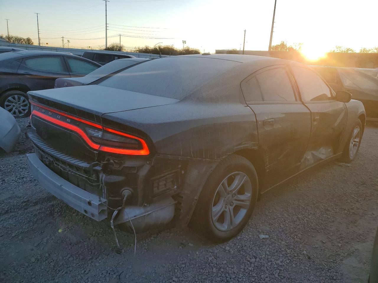 2020 DODGE CHARGER SXT photo 3