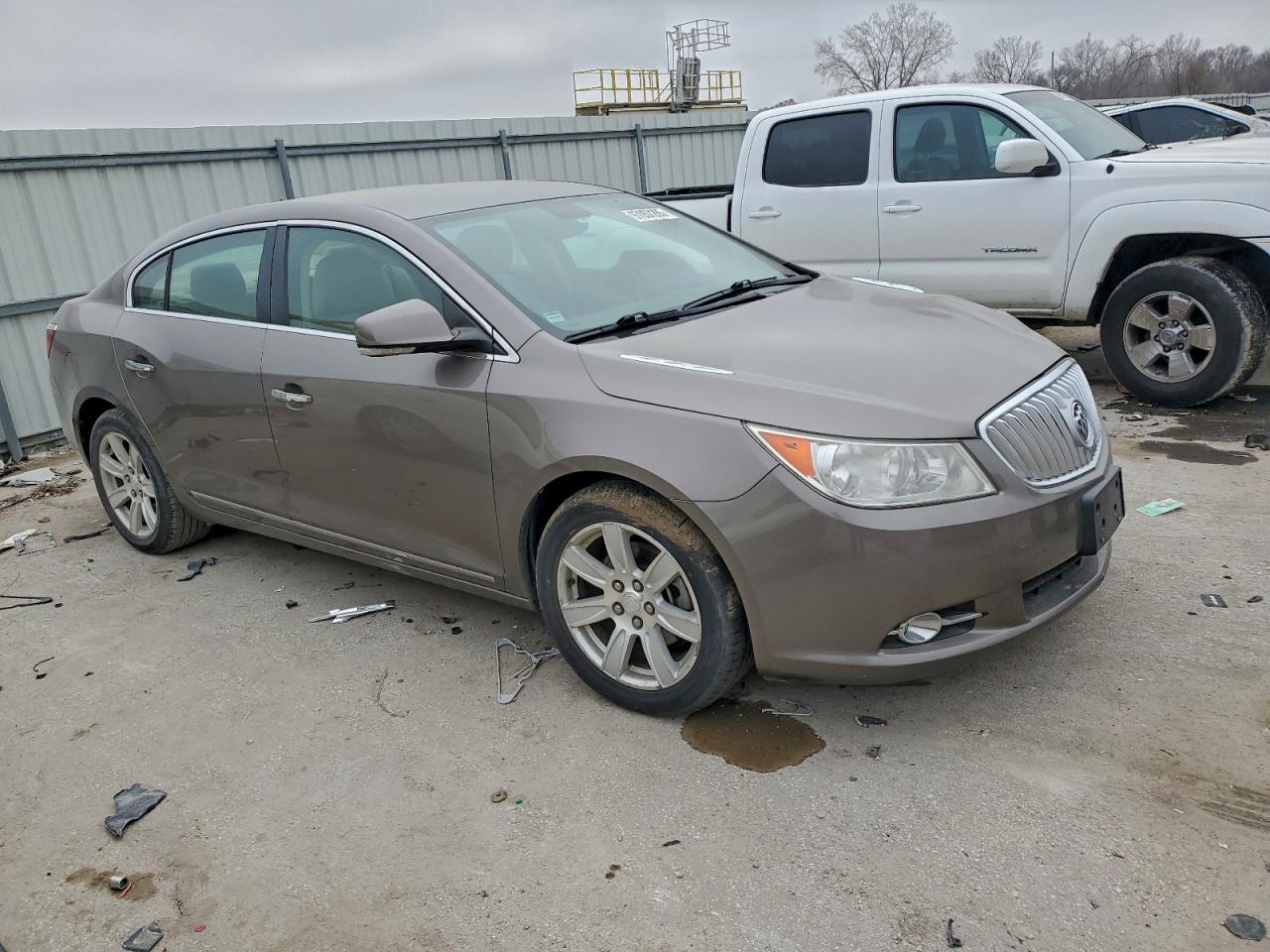 2010 BUICK LACROSSE CXL photo 4