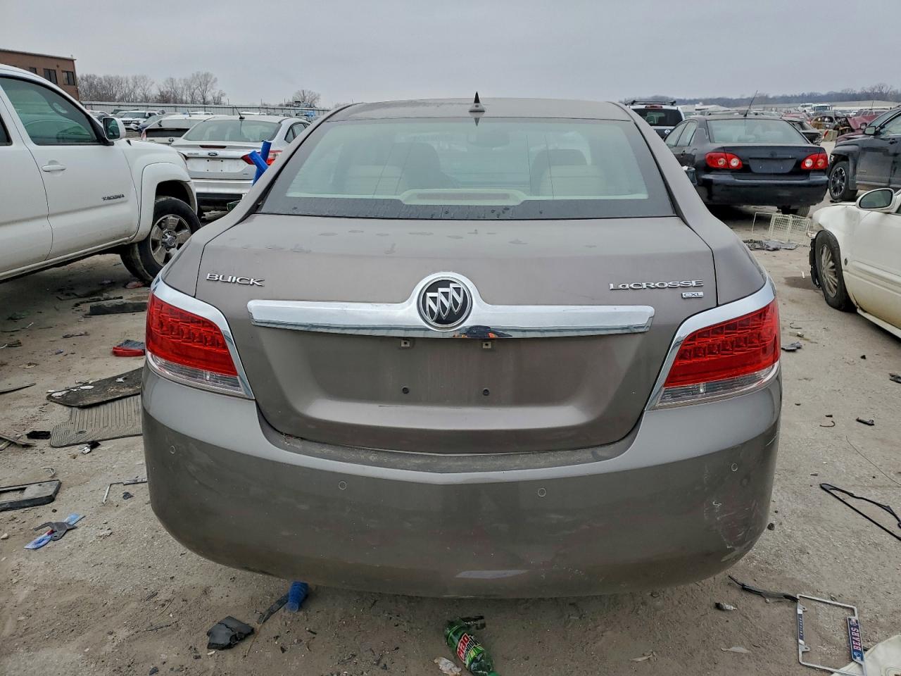 2010 BUICK LACROSSE CXL photo 6