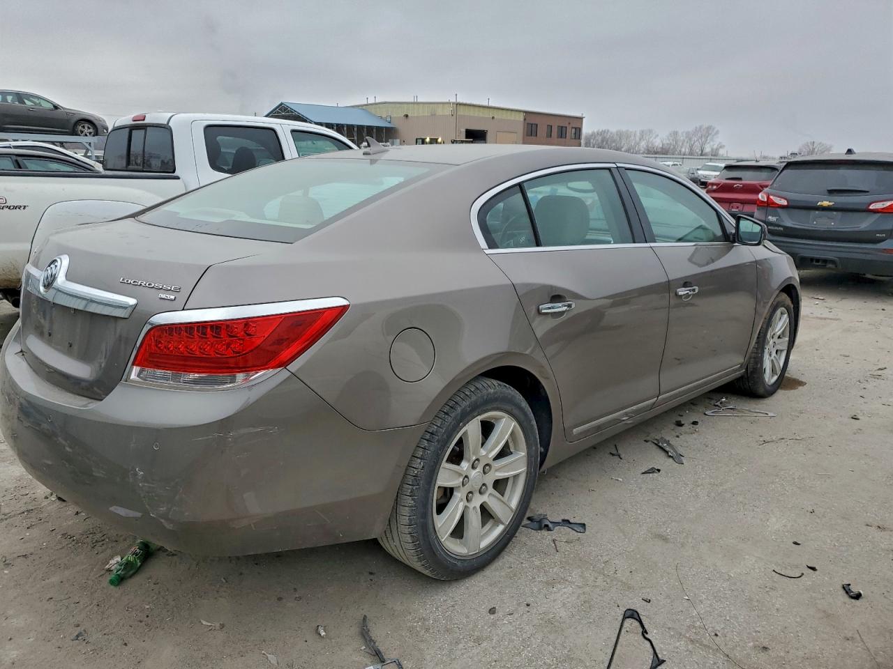 2010 BUICK LACROSSE CXL photo 3