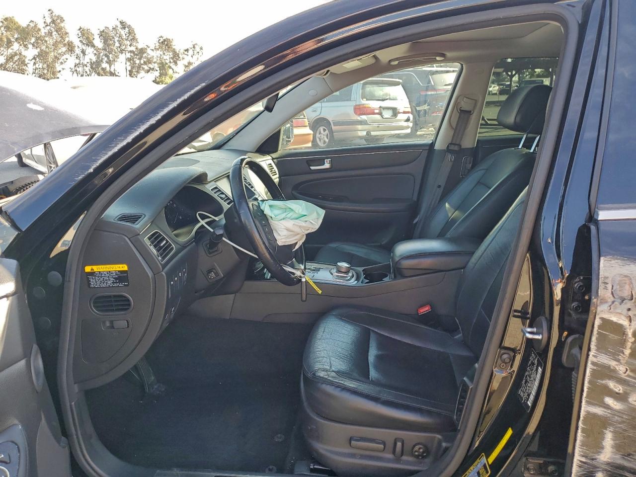 2012 HYUNDAI GENESIS 4.6L photo 25
