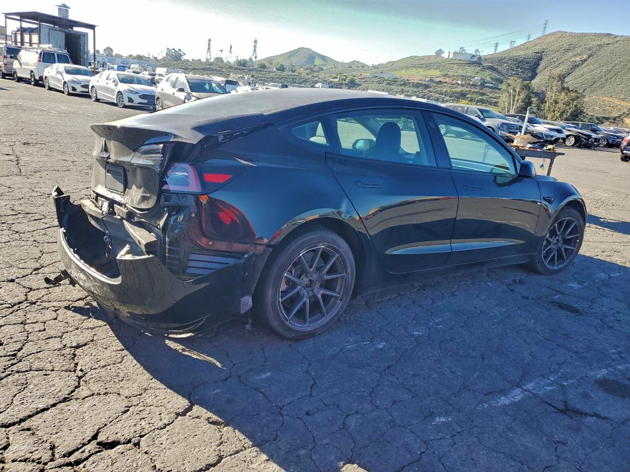 2022 TESLA MODEL 3 photo 3