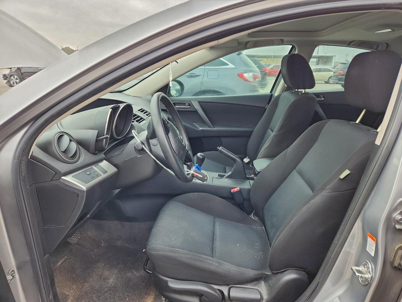 2010 MAZDA 3 I photo 7