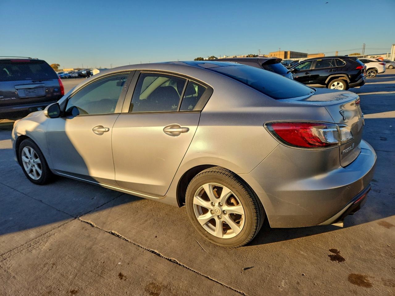 2010 MAZDA 3 I photo 2