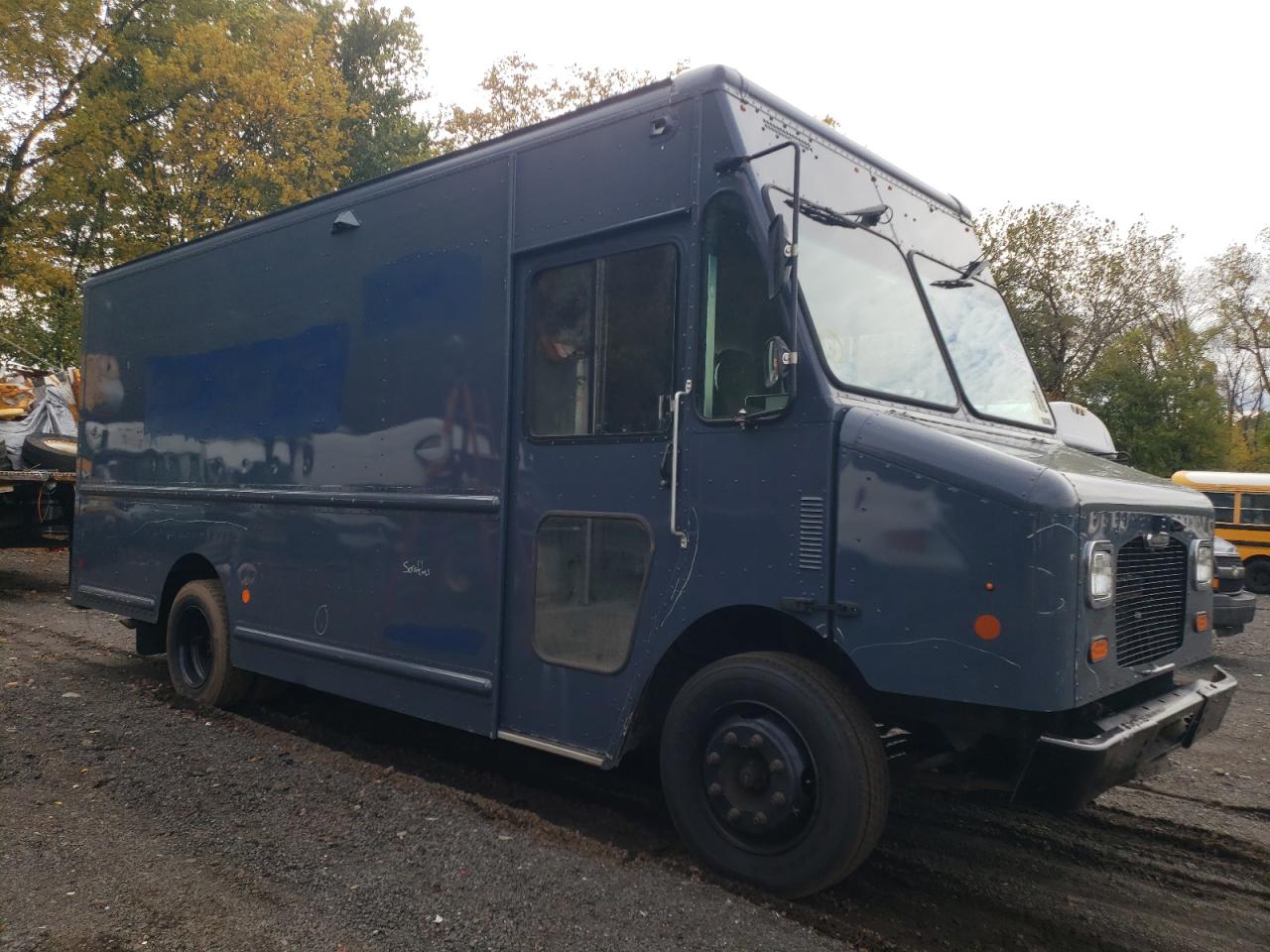 2021  CHASSIS M - DELIVERY TRUCK photo 10