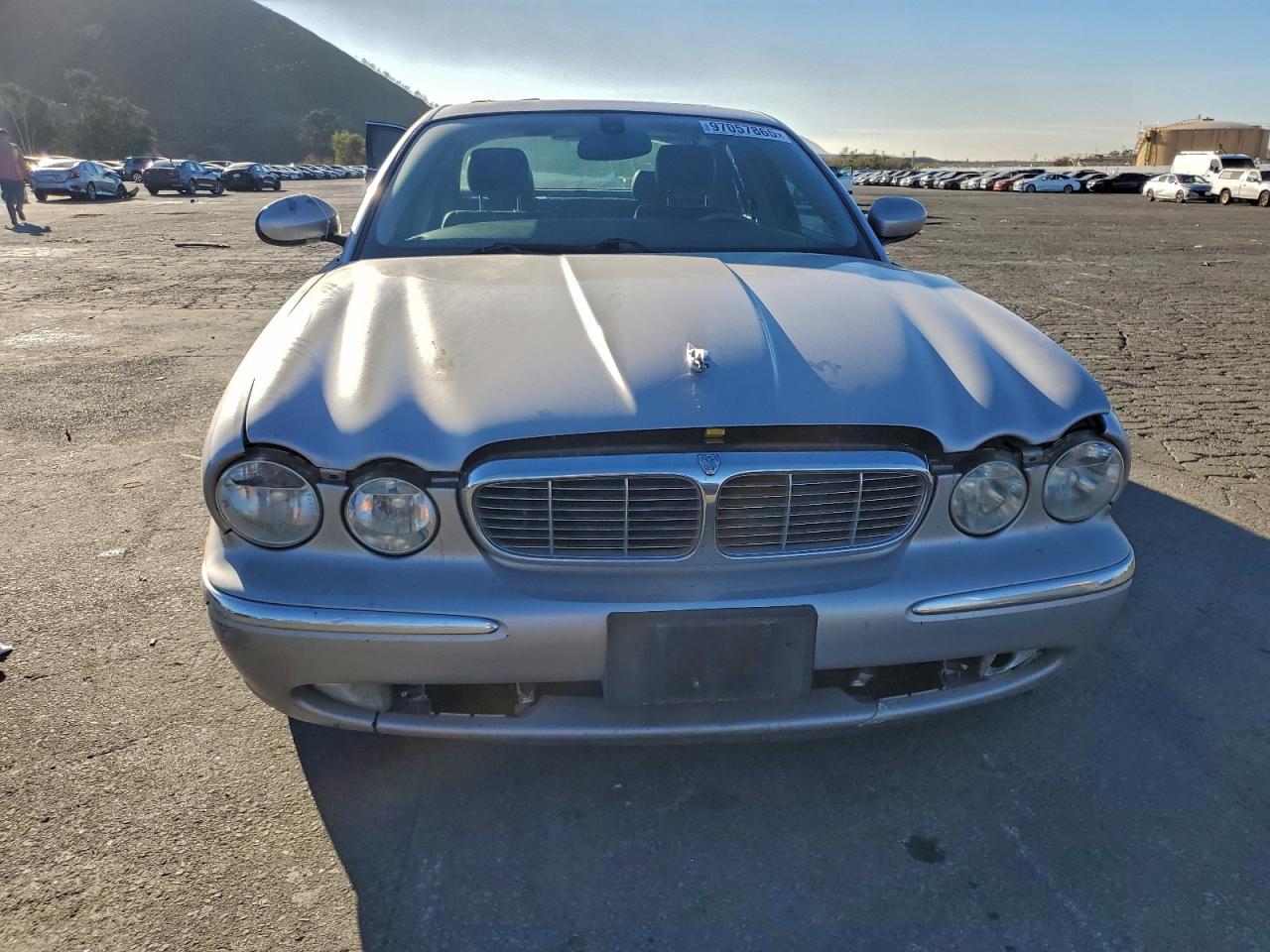 2005 JAGUAR XJ8 L photo 5