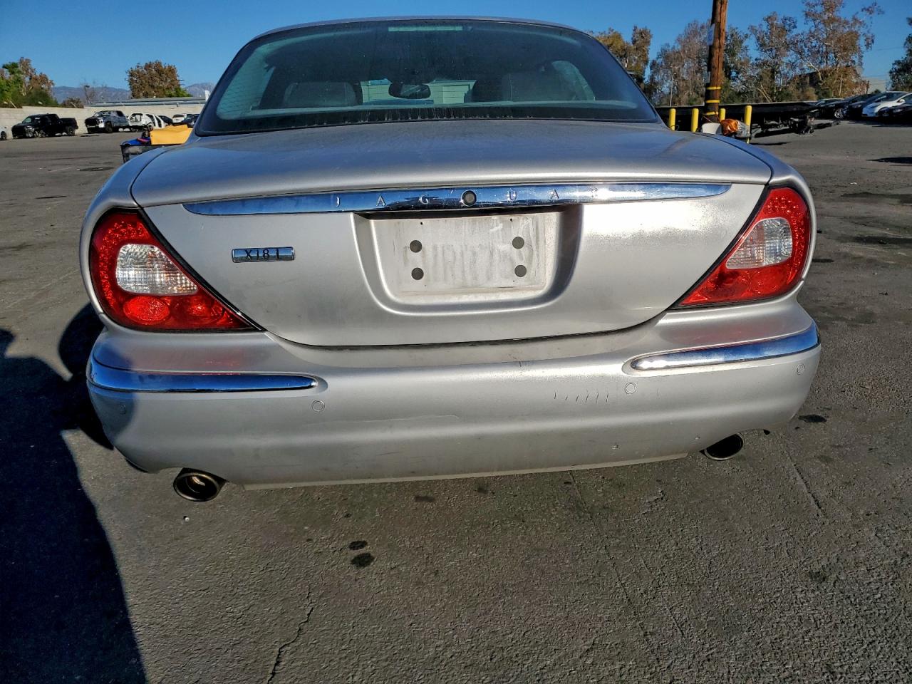 2005 JAGUAR XJ8 L photo 6