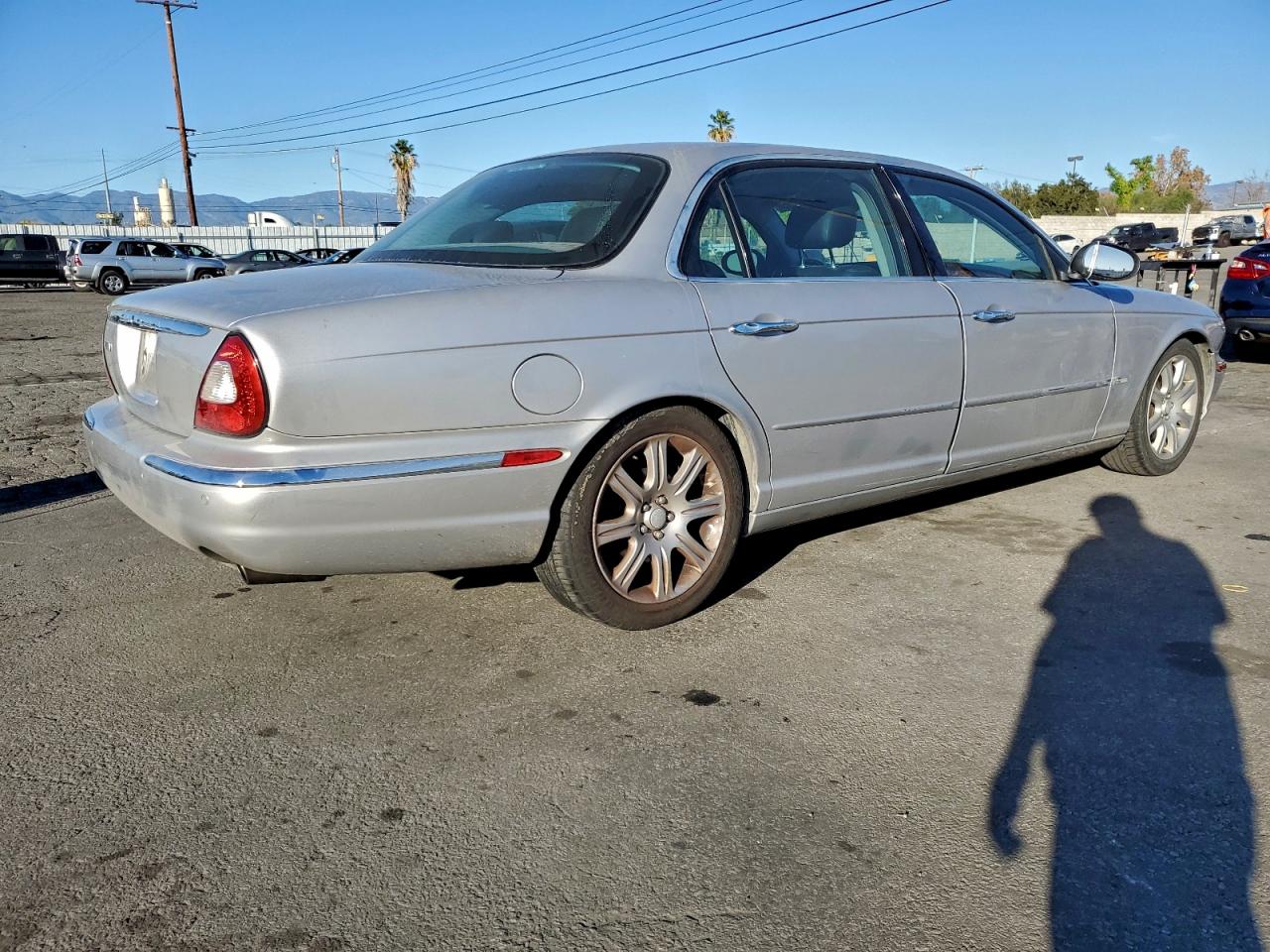 2005 JAGUAR XJ8 L photo 3