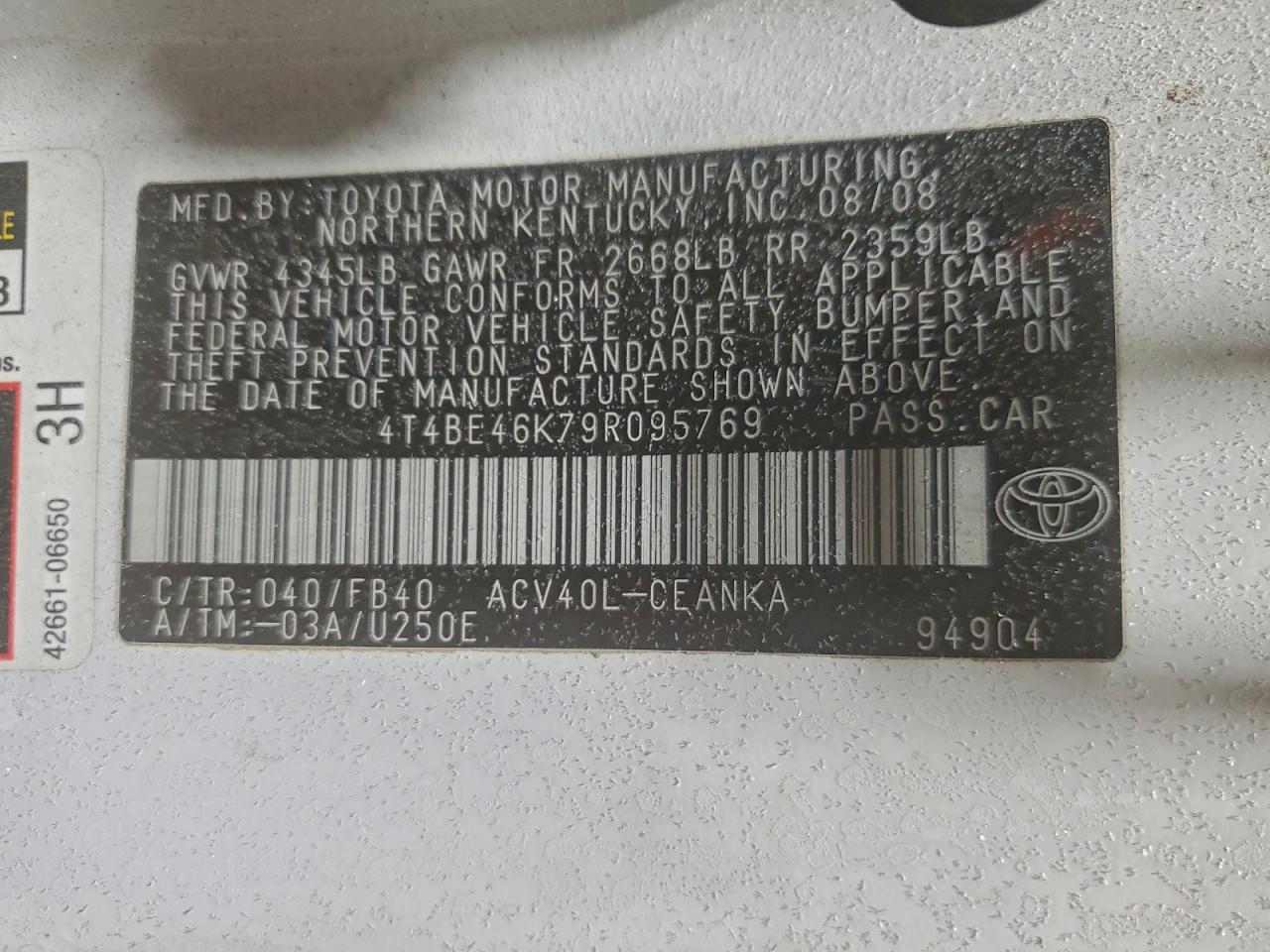 2009 TOYOTA CAMRY photo 25