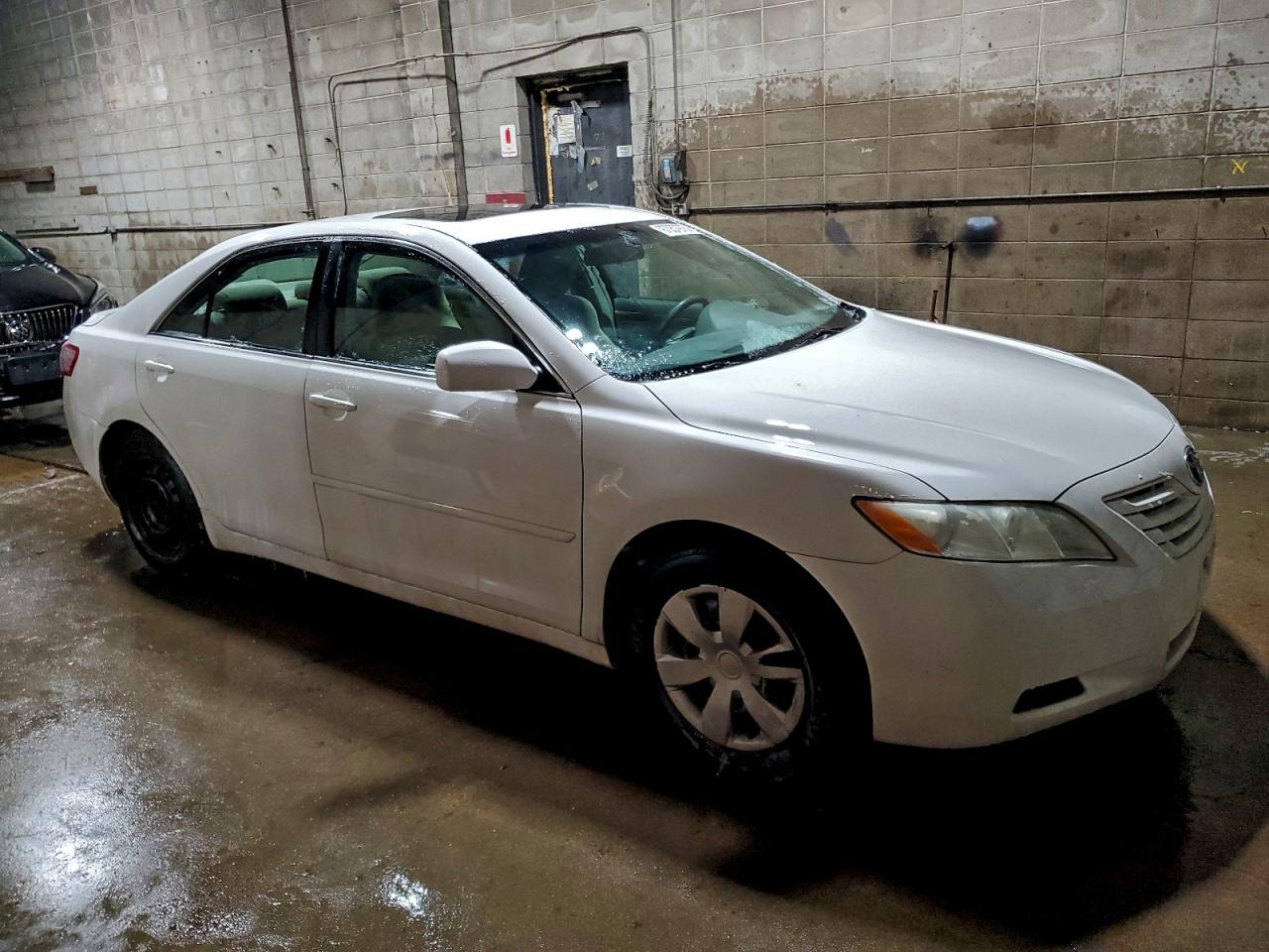 2009 TOYOTA CAMRY photo 7