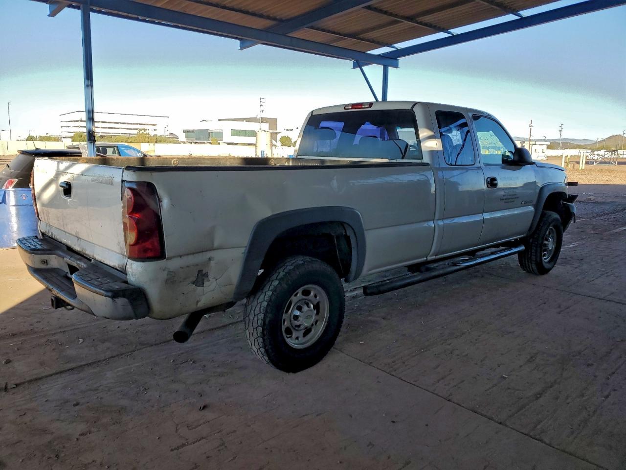 2006 CHEVROLET SILVERADO C2500 HEAVY DUTY photo 3