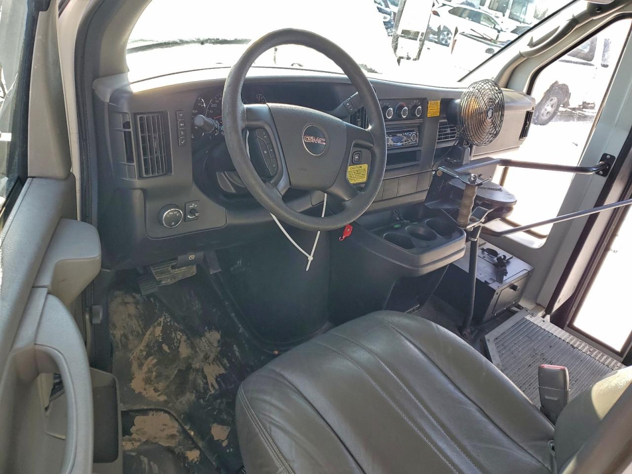 2013 GMC SAVANA SCHOOL BUS photo 15