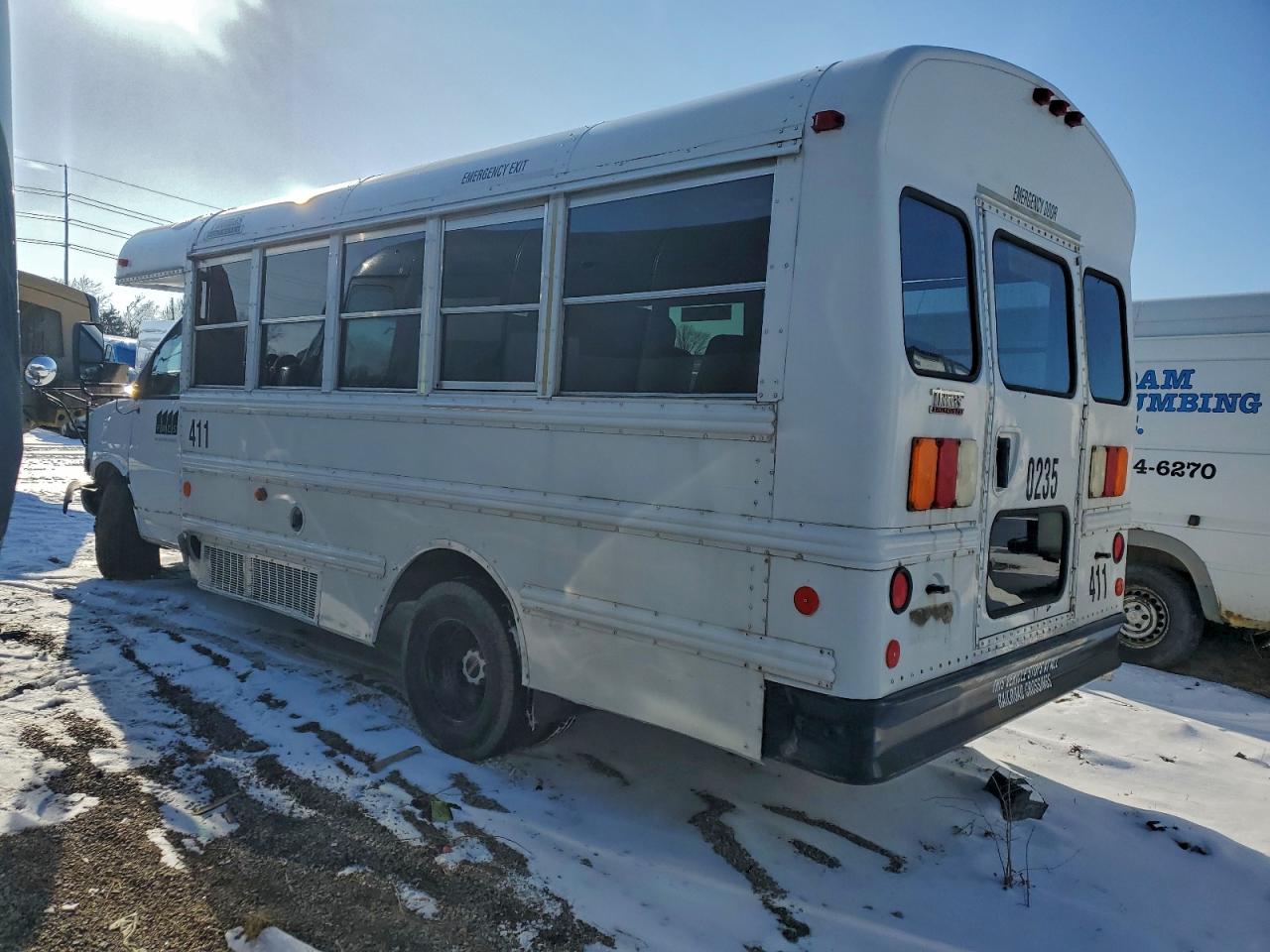 2013 GMC SAVANA SCHOOL BUS photo 3