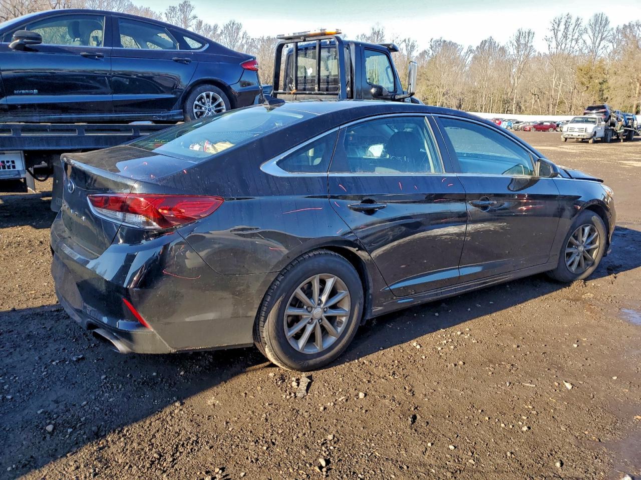 2018 HYUNDAI SONATA SE photo 3