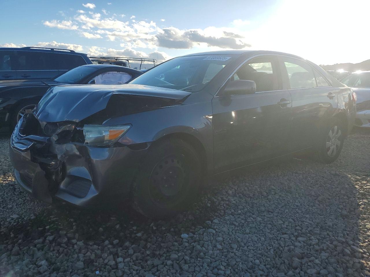 2011 TOYOTA CAMRY