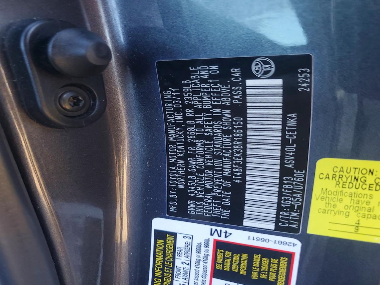 2011 TOYOTA CAMRY BASE photo 23