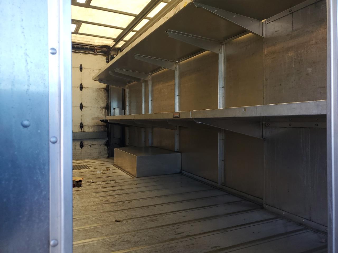 2020 FORD F59 - DELIVERY VAN photo 11