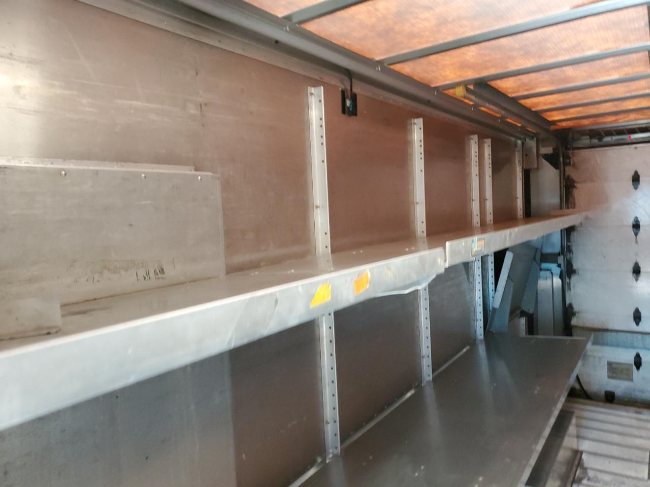 2019 FORD F59 - DELIVERY VAN photo 11
