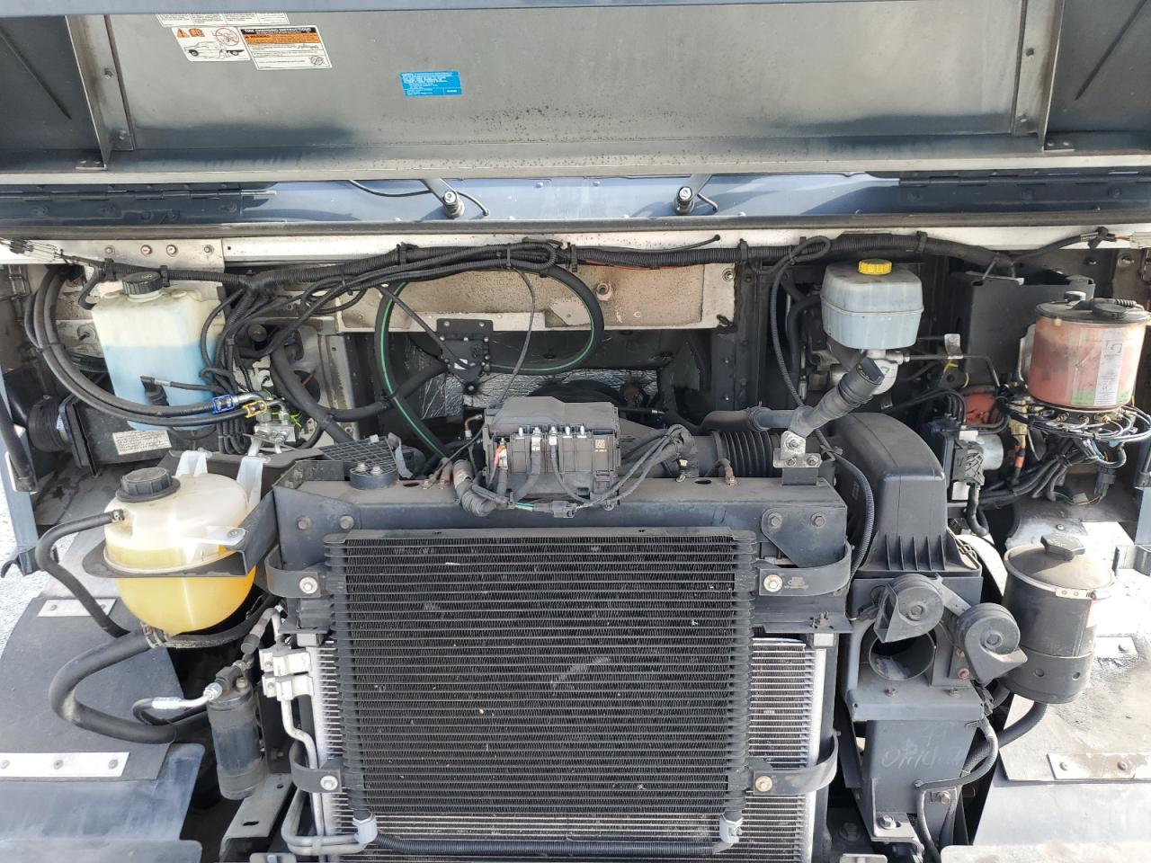2020 FORD F59 - DELIVERY VAN photo 19