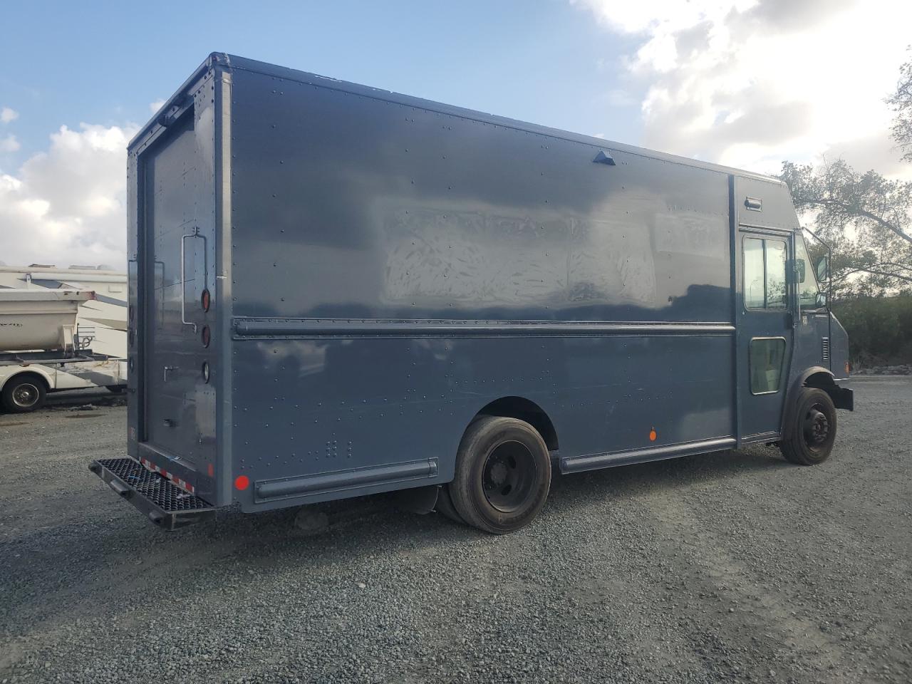 2020 FORD F59 - DELIVERY VAN photo 10