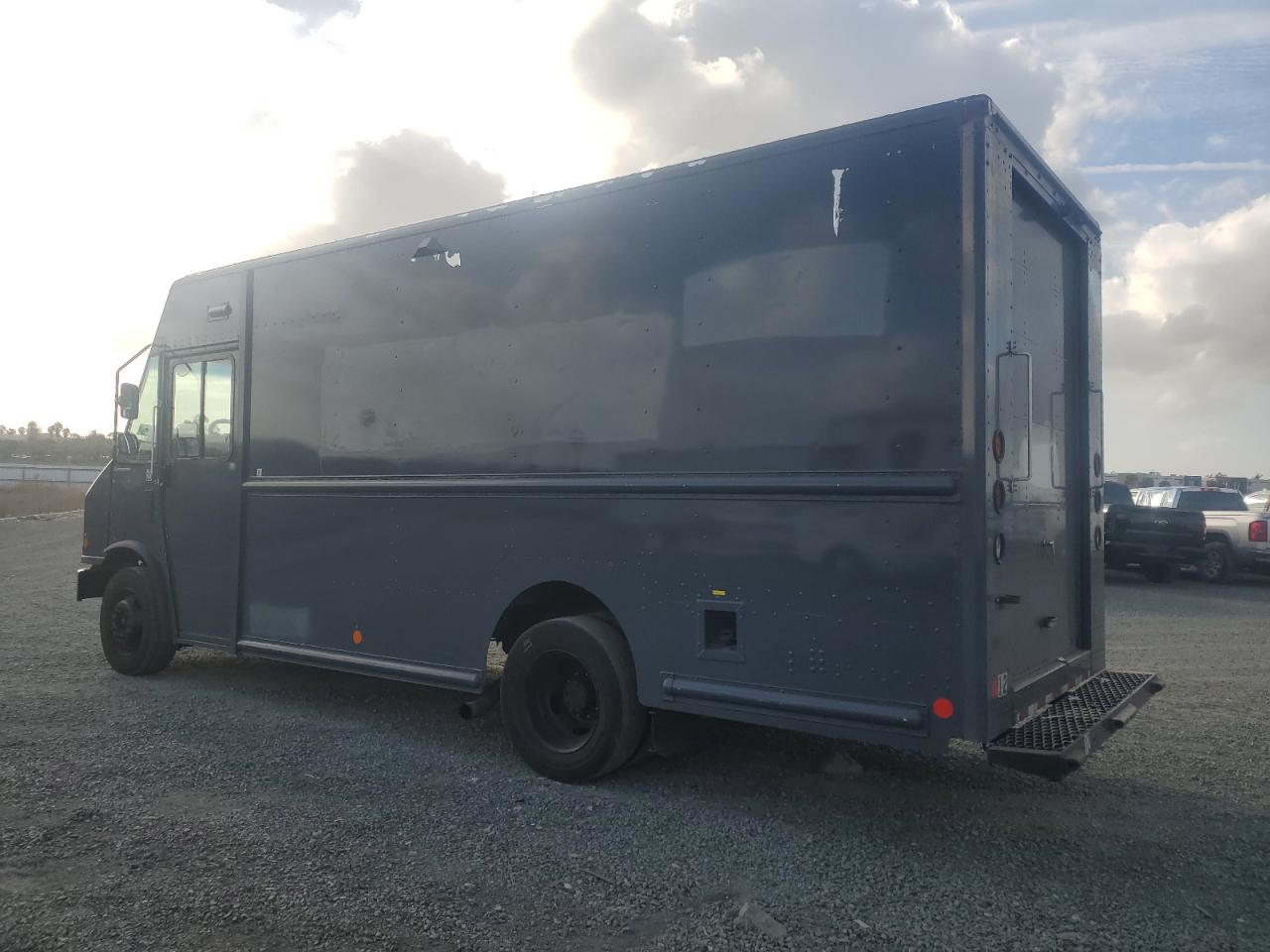 2020 FORD F59 - DELIVERY VAN photo 7