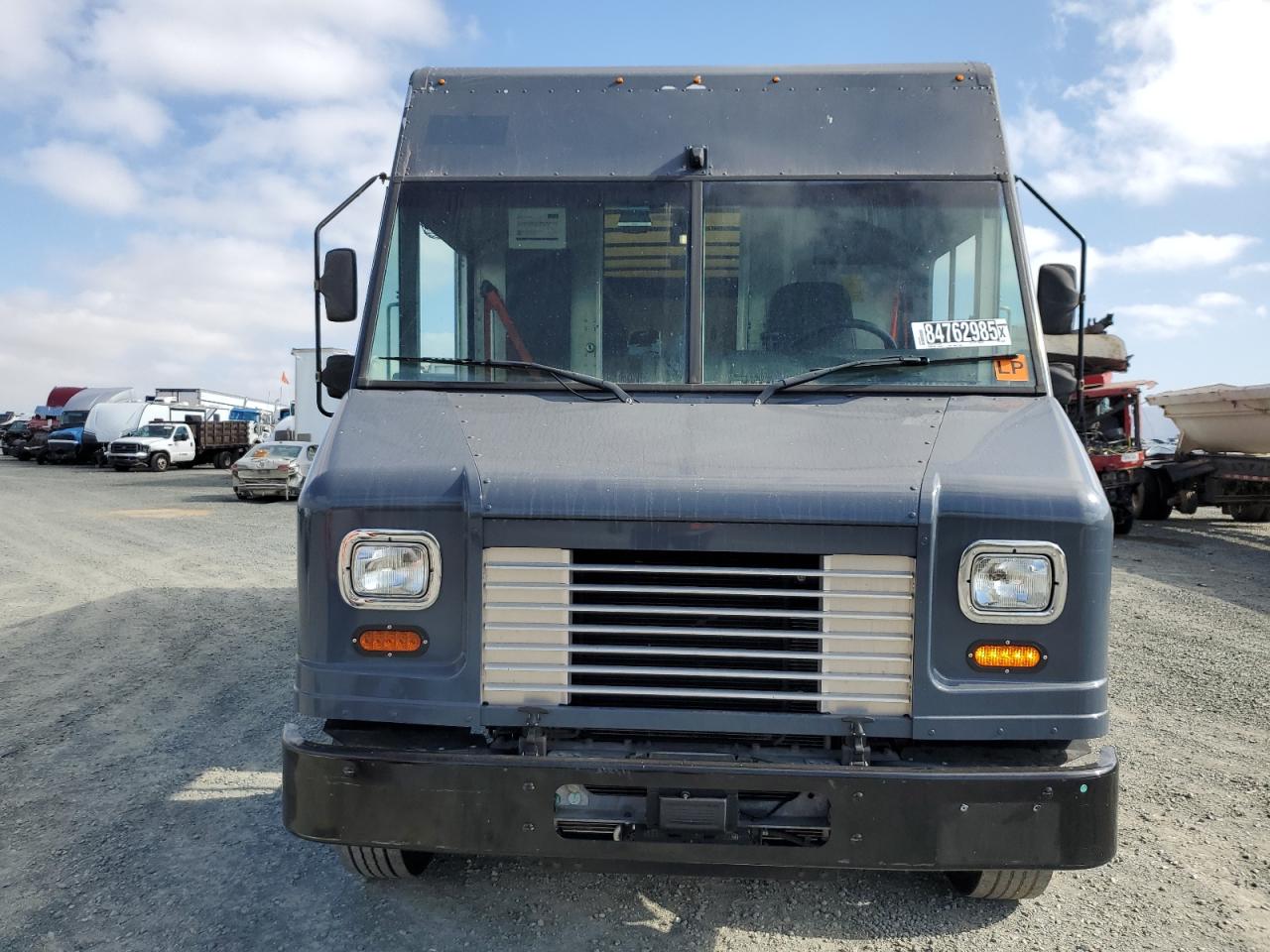 2020 FORD F59 - DELIVERY VAN photo 25