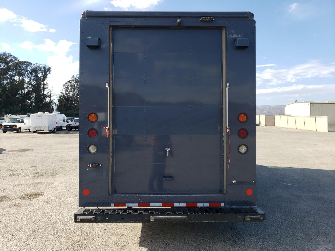 2020 FORD F59 *** STEP VAN *** photo 6