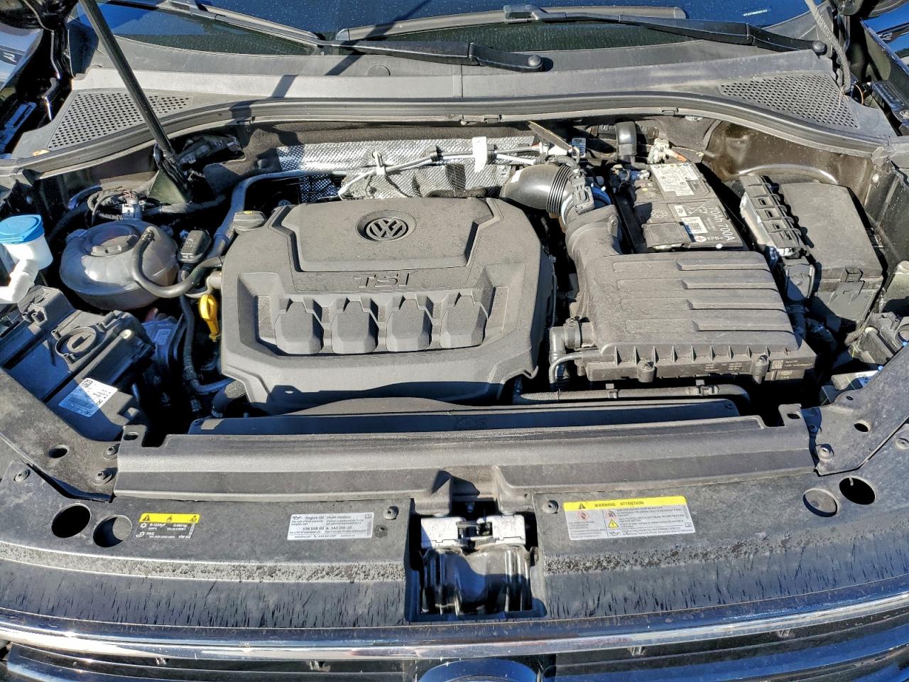 2024 VOLKSWAGEN TIGUAN SE R-LINE BLACK photo 12