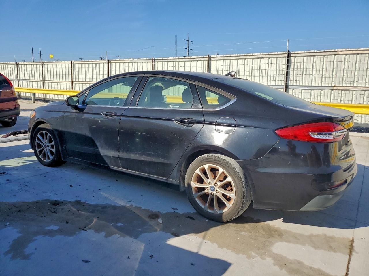 2019 FORD FUSION SE photo 2