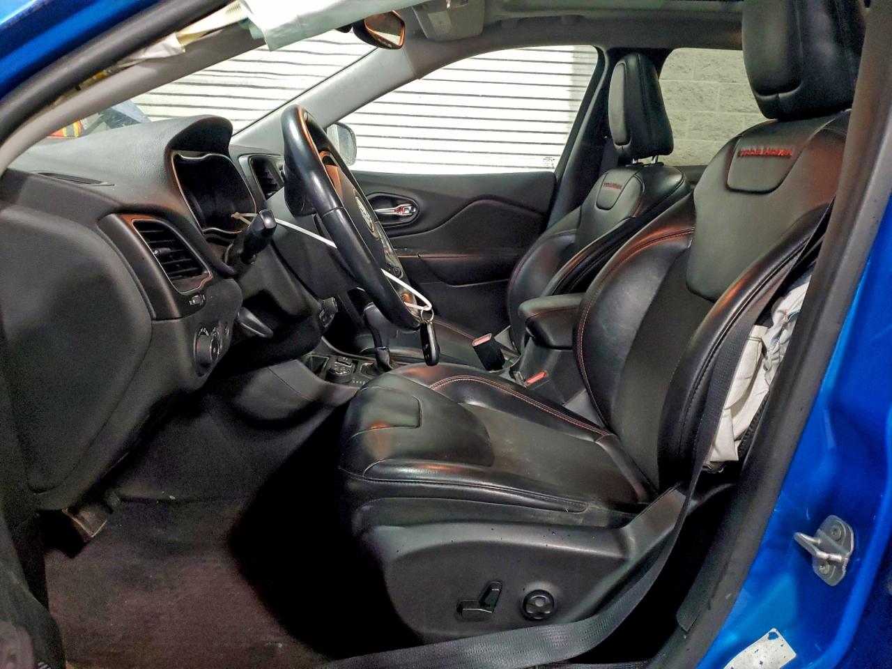 2019 JEEP CHEROKEE TRAILHAWK photo 7