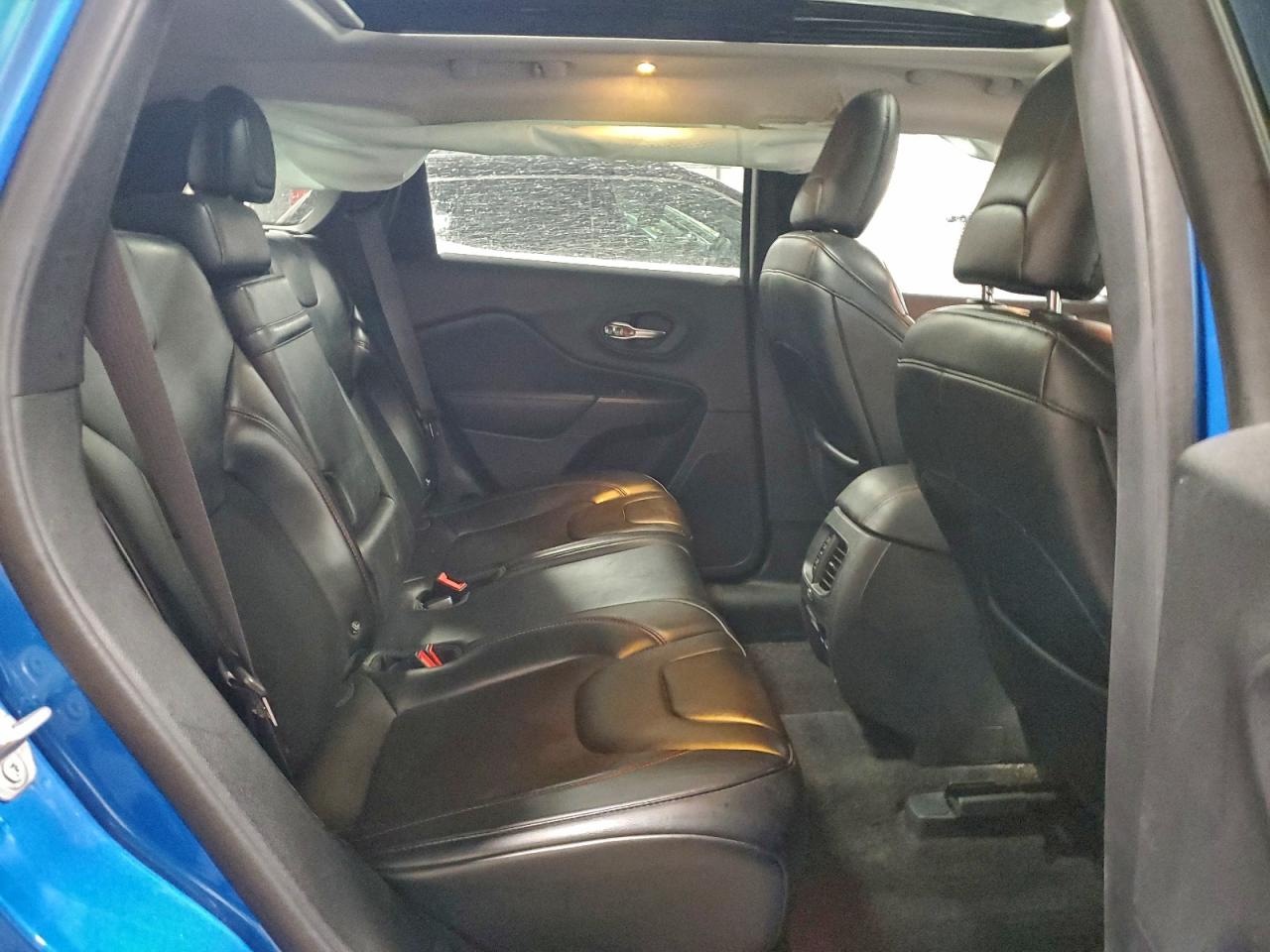 2019 JEEP CHEROKEE TRAILHAWK photo 11