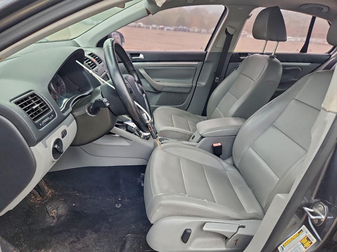 2009 VOLKSWAGEN JETTA SE photo 7