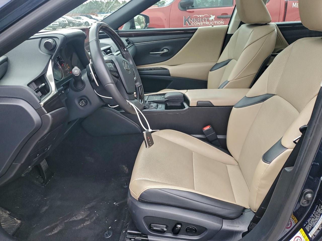 2019 LEXUS ES 350 photo 19