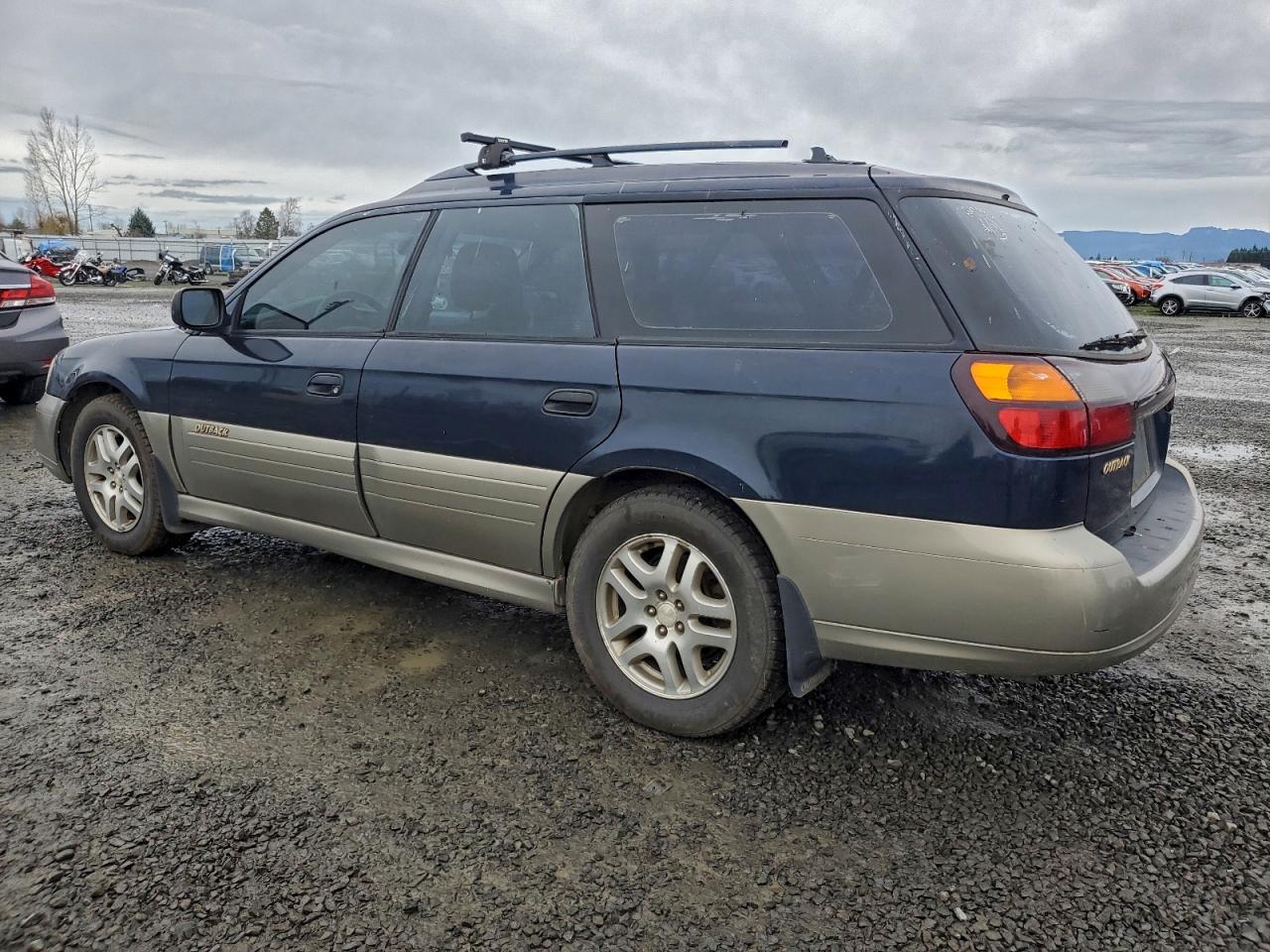 2002 SUBARU LEGACY OUTBACK photo 4