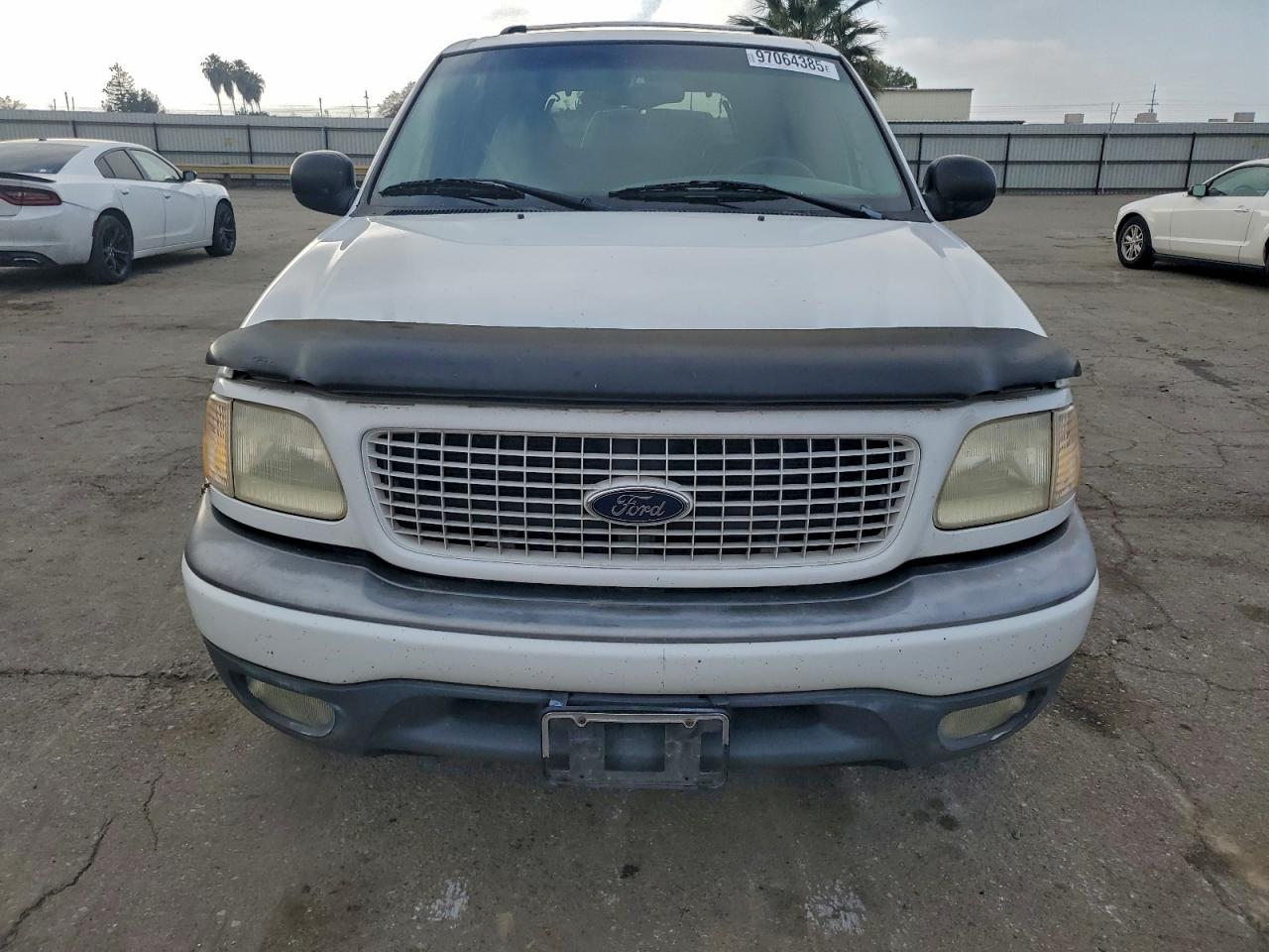 2001 FORD EXPEDITION XLT photo 13