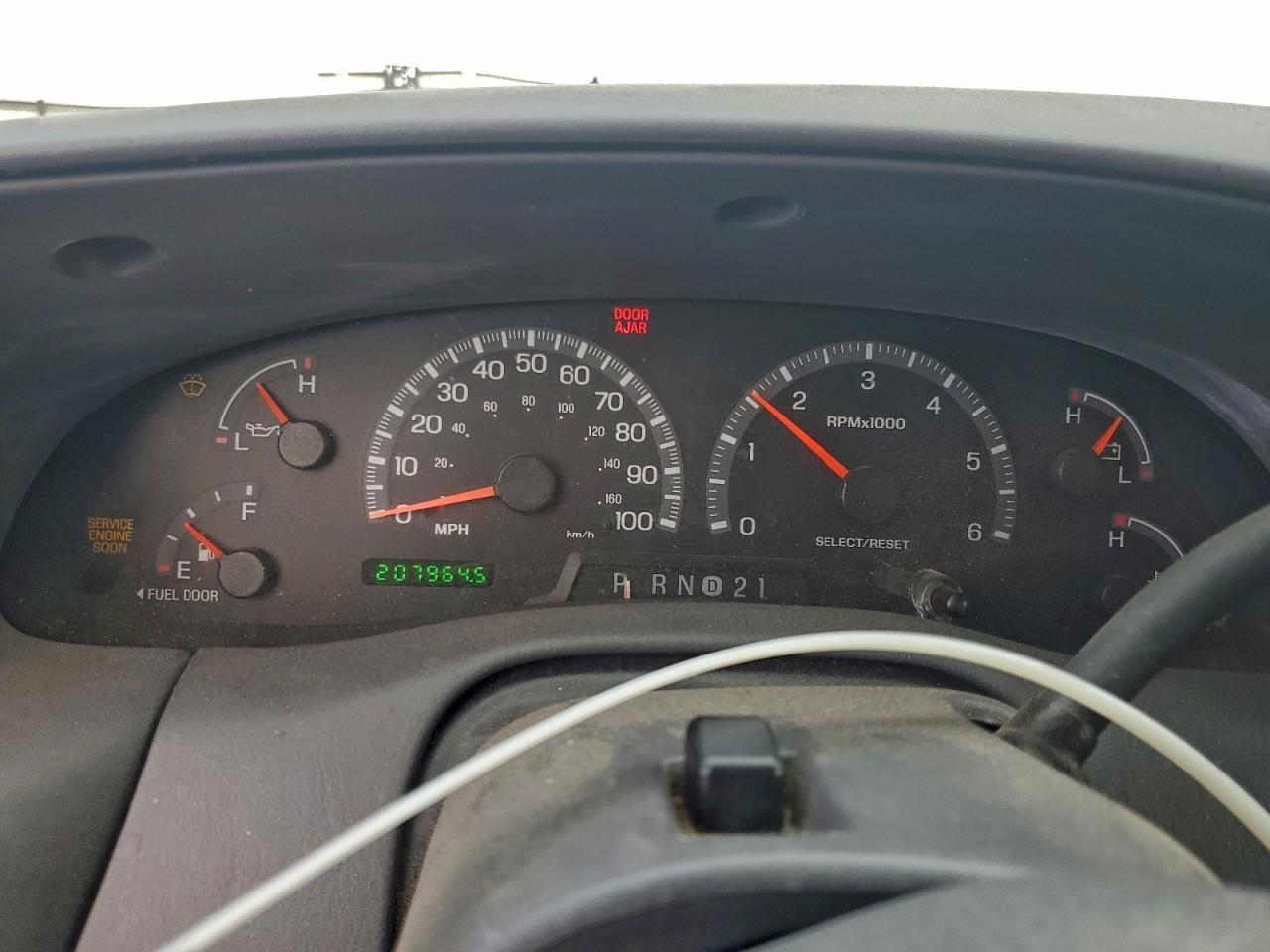 2001 FORD EXPEDITION XLT photo 25