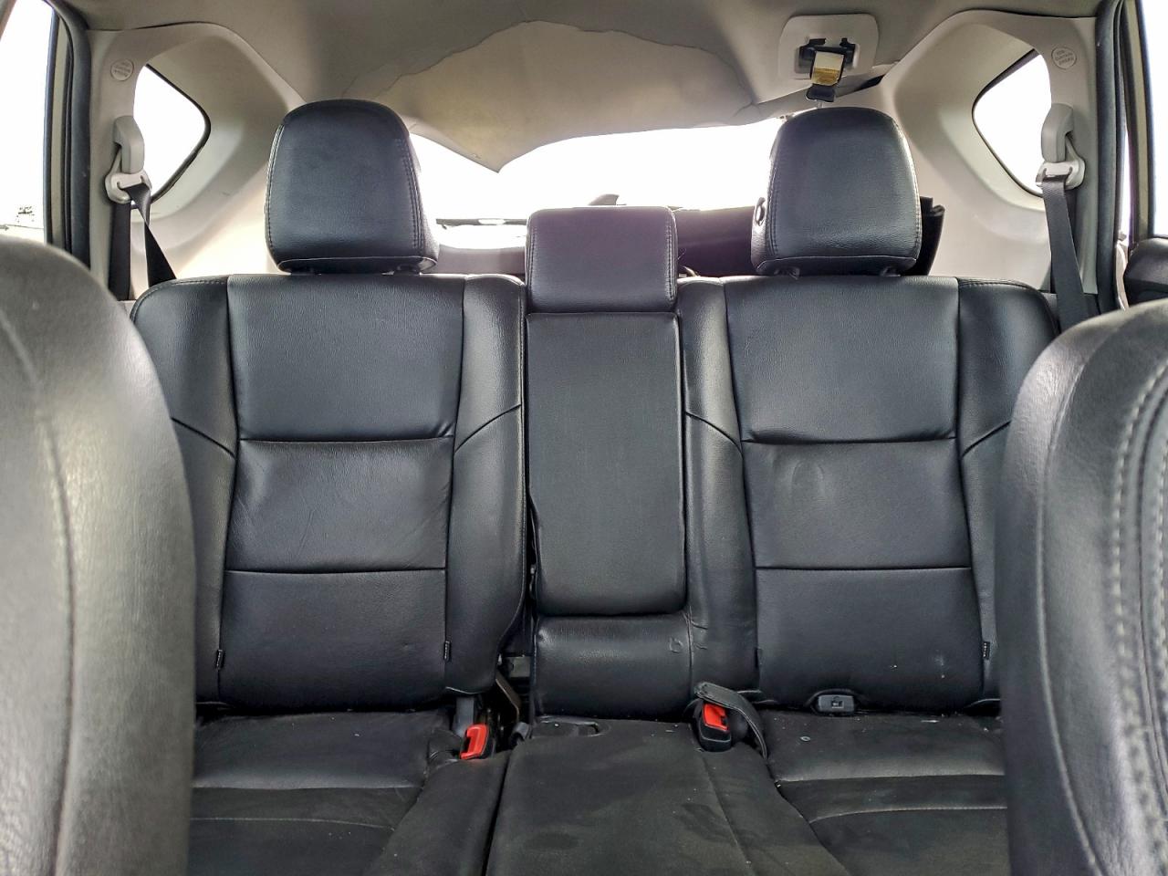 2013 TOYOTA RAV4 XLE photo 10
