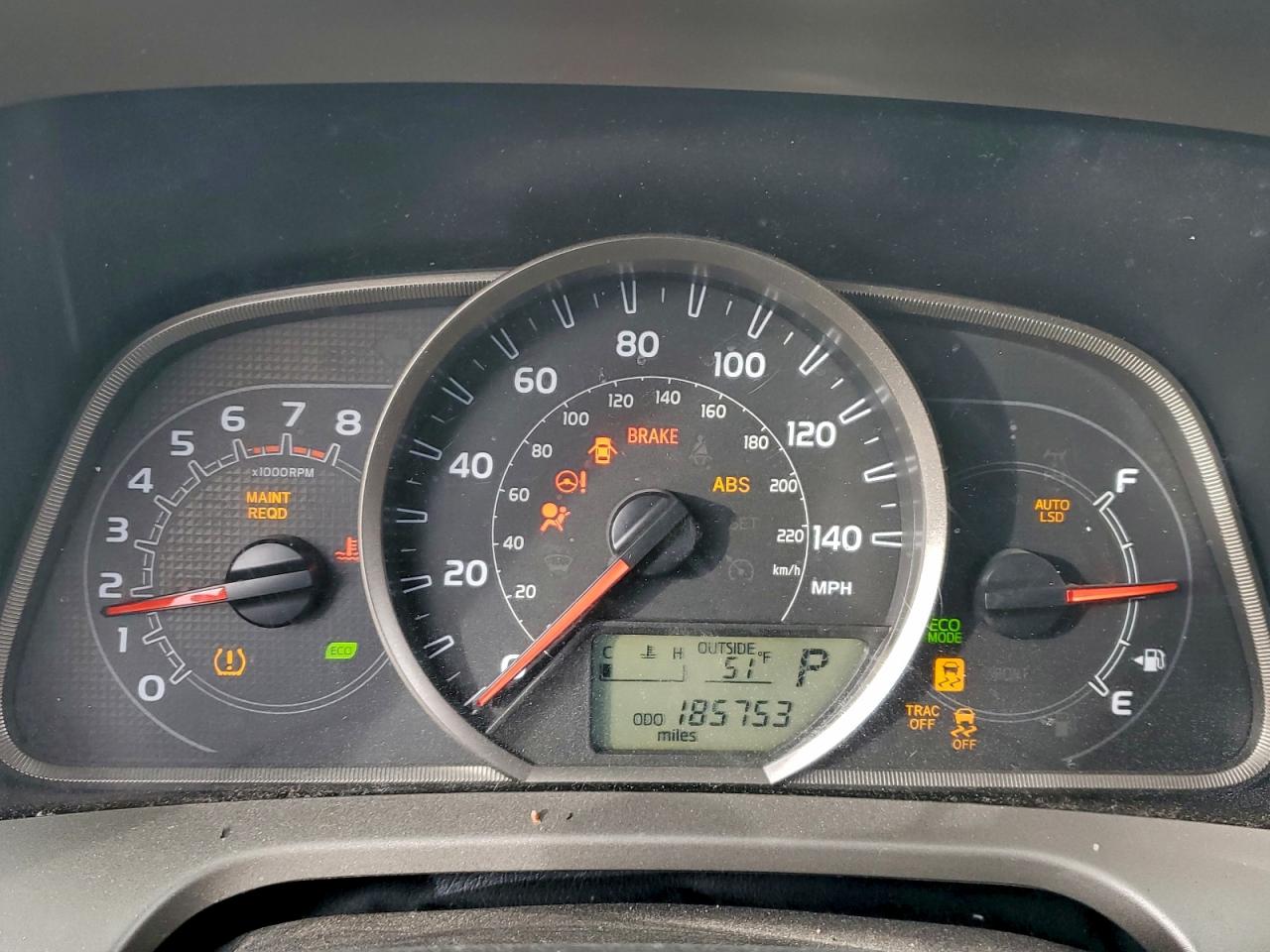 2013 TOYOTA RAV4 XLE photo 9