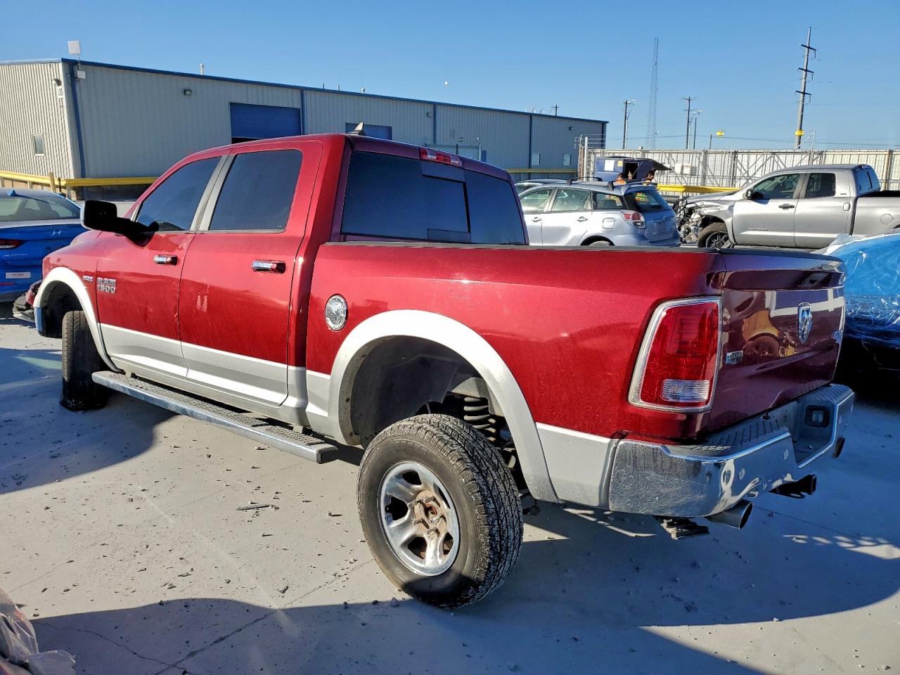 2014 RAM 1500 LARAMIE photo 2
