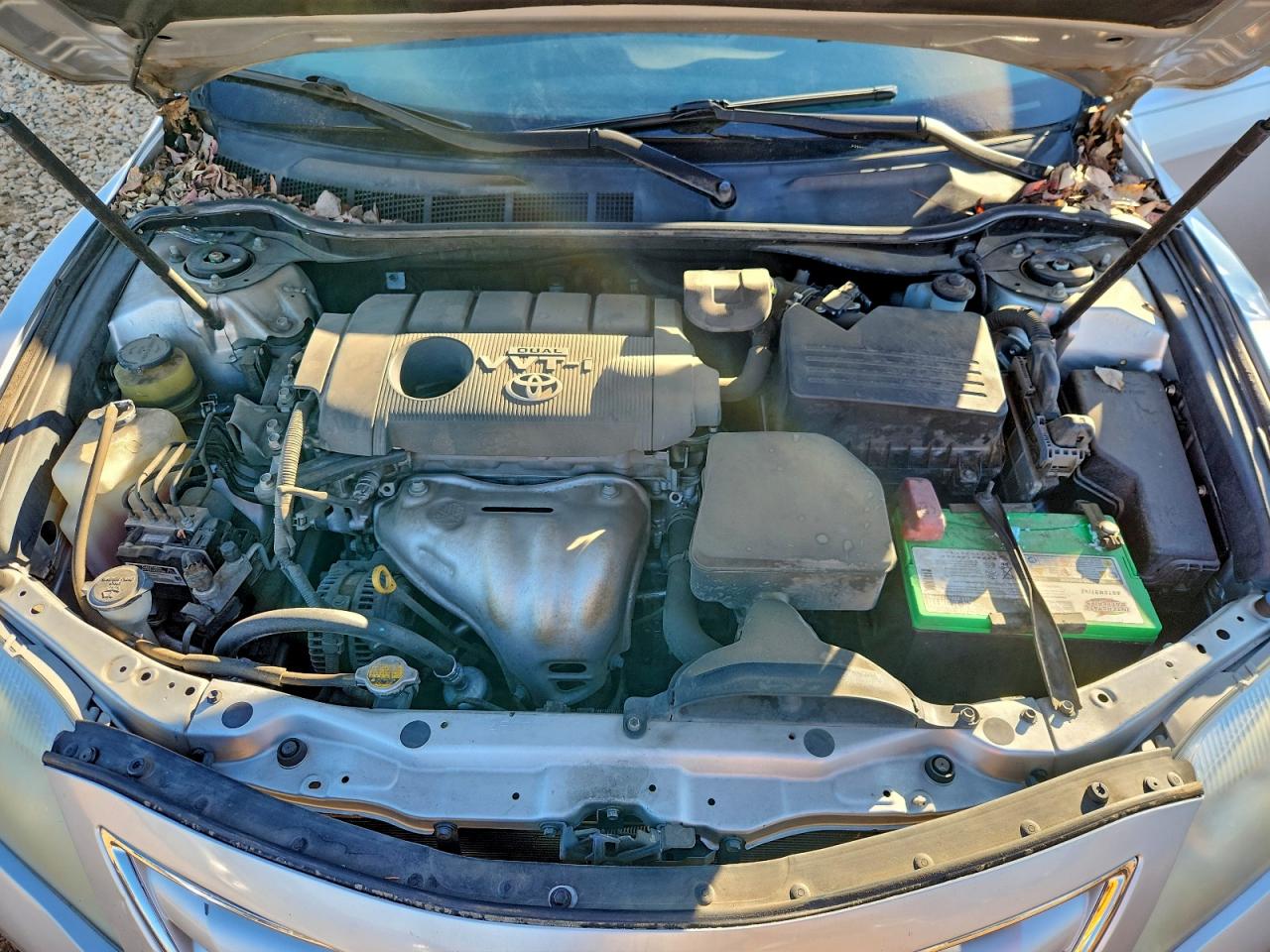 2010 TOYOTA CAMRY BASE photo 11