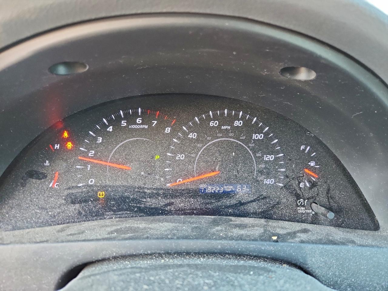 2010 TOYOTA CAMRY BASE photo 9