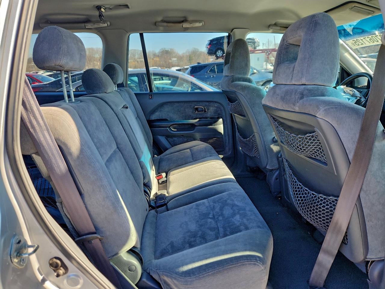2004 HONDA PILOT EX photo 11