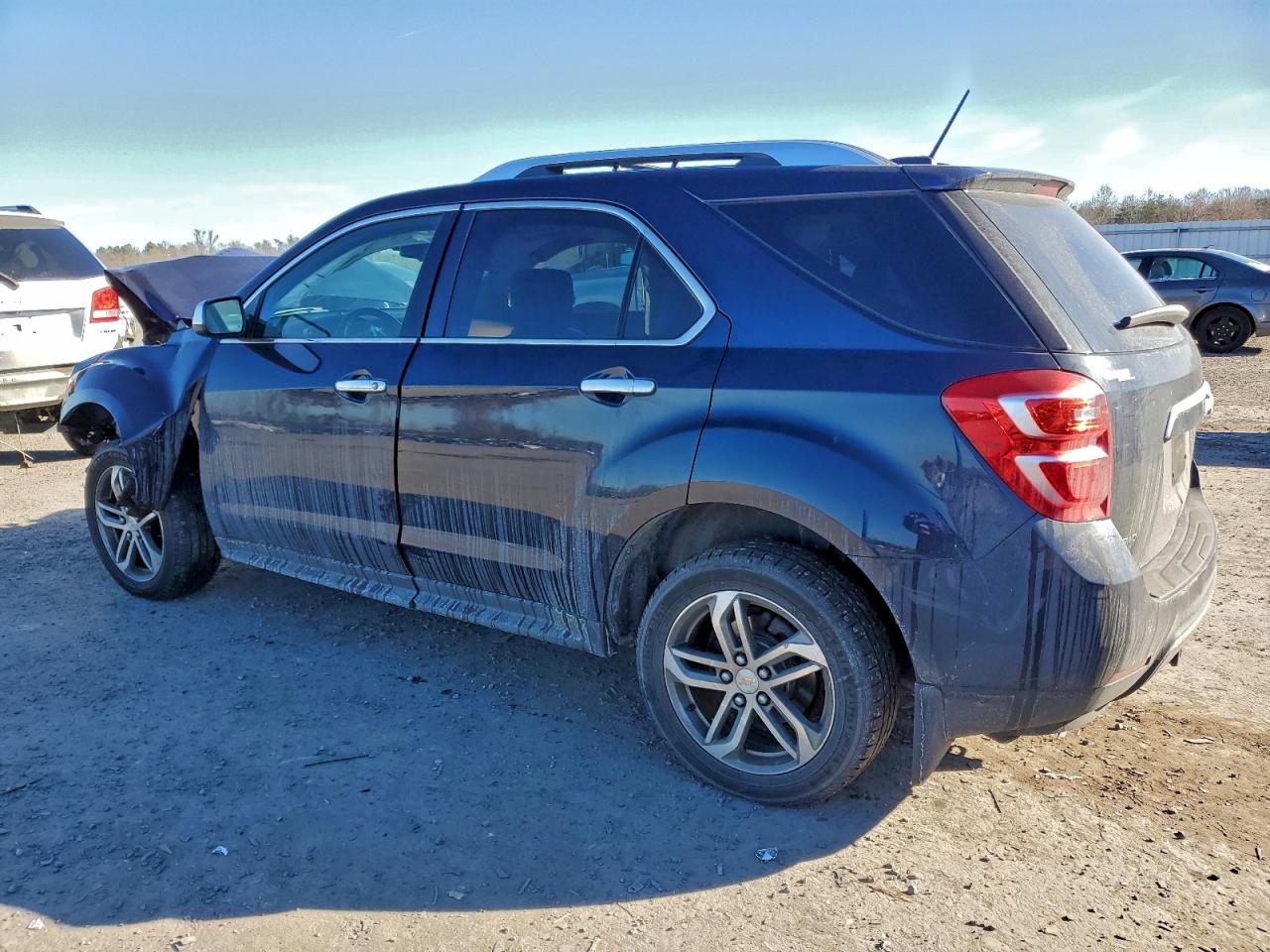 2016 CHEVROLET EQUINOX LTZ photo 2