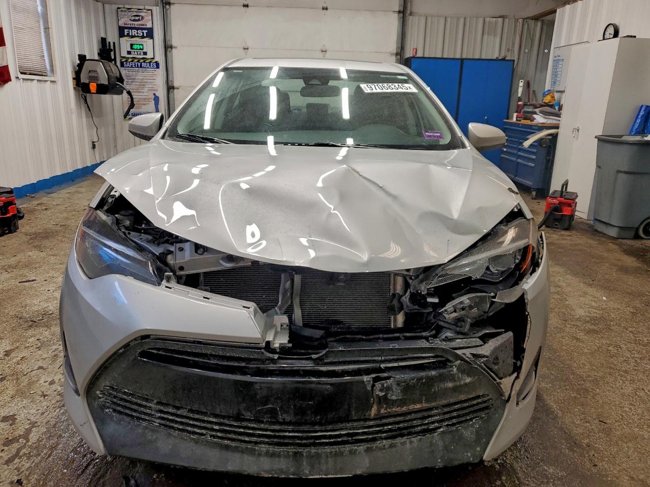 2019 TOYOTA COROLLA L photo 5