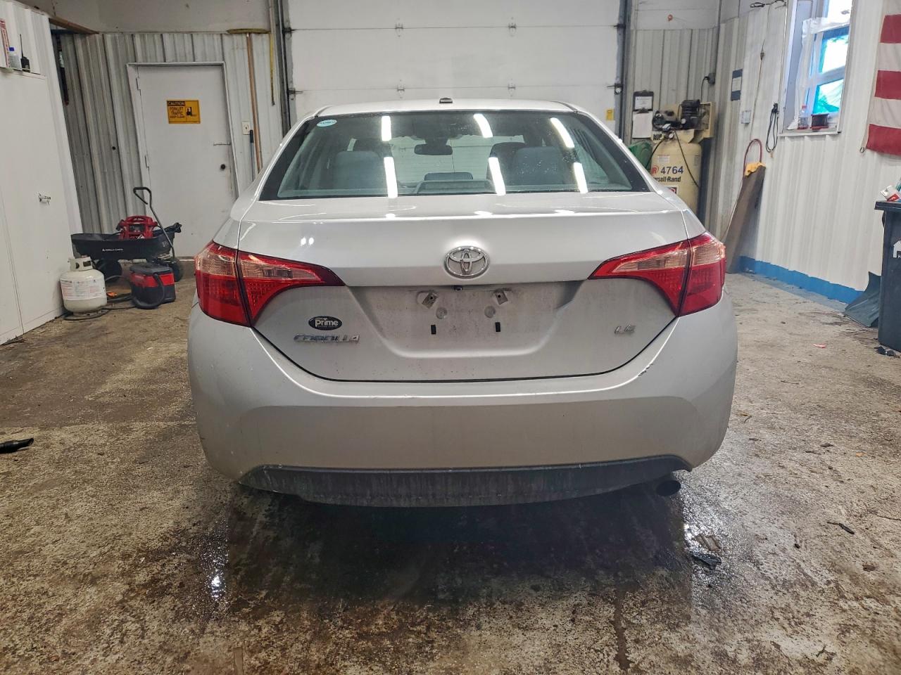 2019 TOYOTA COROLLA L photo 6