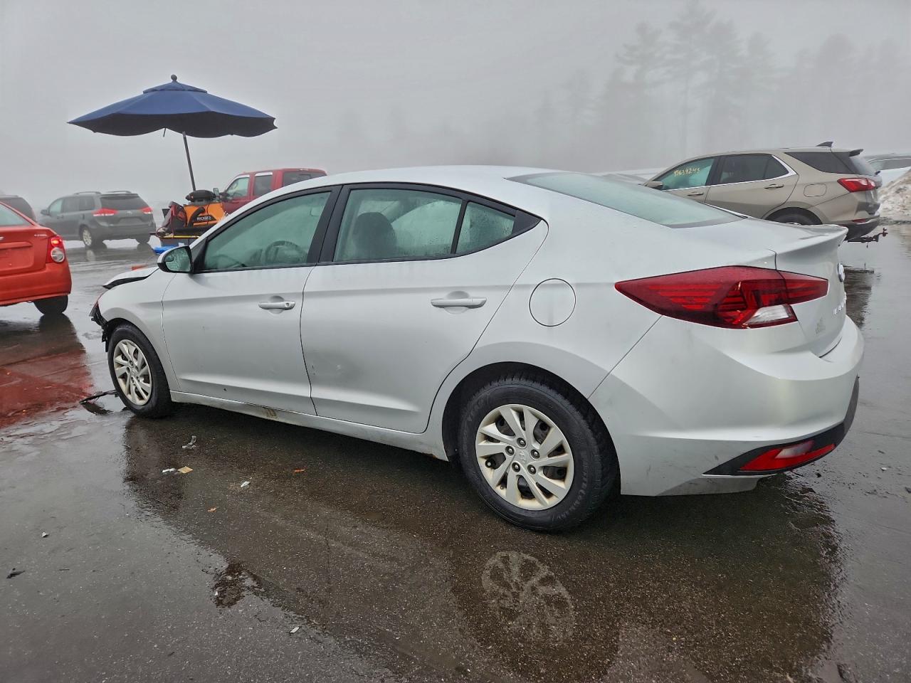 2020 HYUNDAI ELANTRA SE photo 2